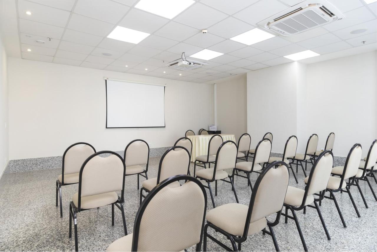 Tulip Inn Vila Velha Вила Веля Екстериор снимка