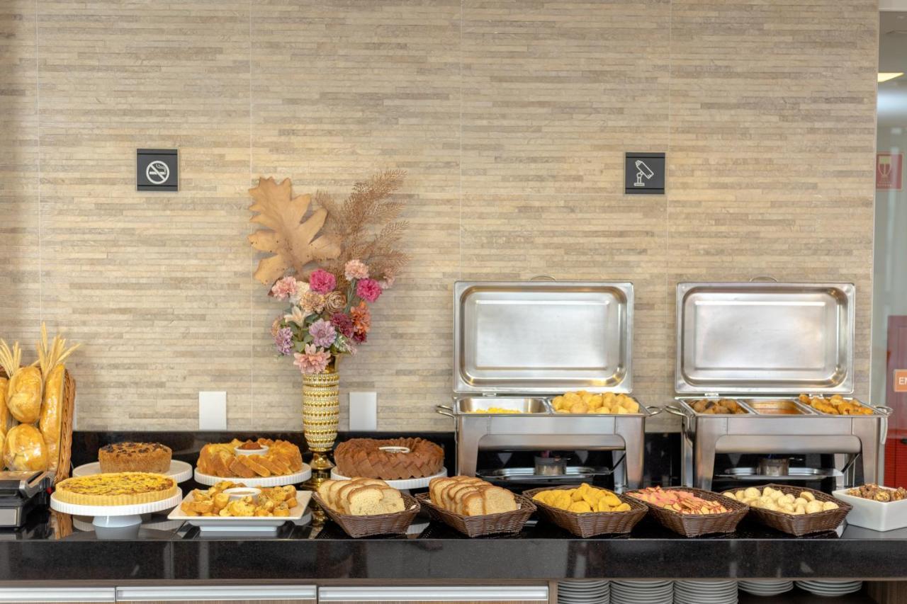 Tulip Inn Vila Velha Вила Веля Екстериор снимка